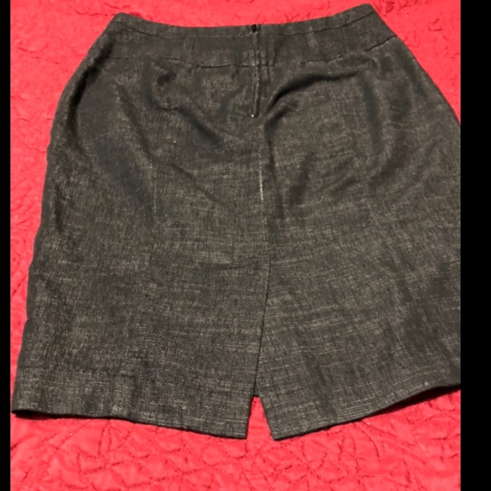 Pencil skirt - Picture 3 of 5